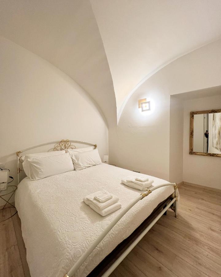 L'Arco Sul Lago • Gold Apartment Castro  Kültér fotó
