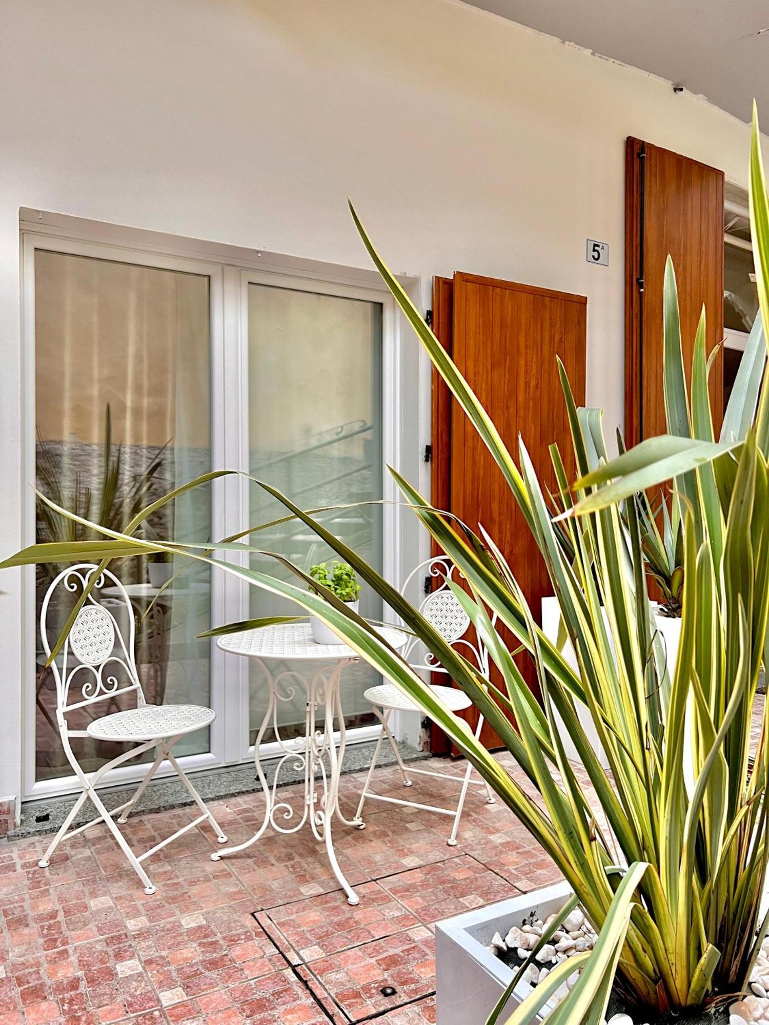 L'Arco Sul Lago • Gold Apartment Castro  Kültér fotó