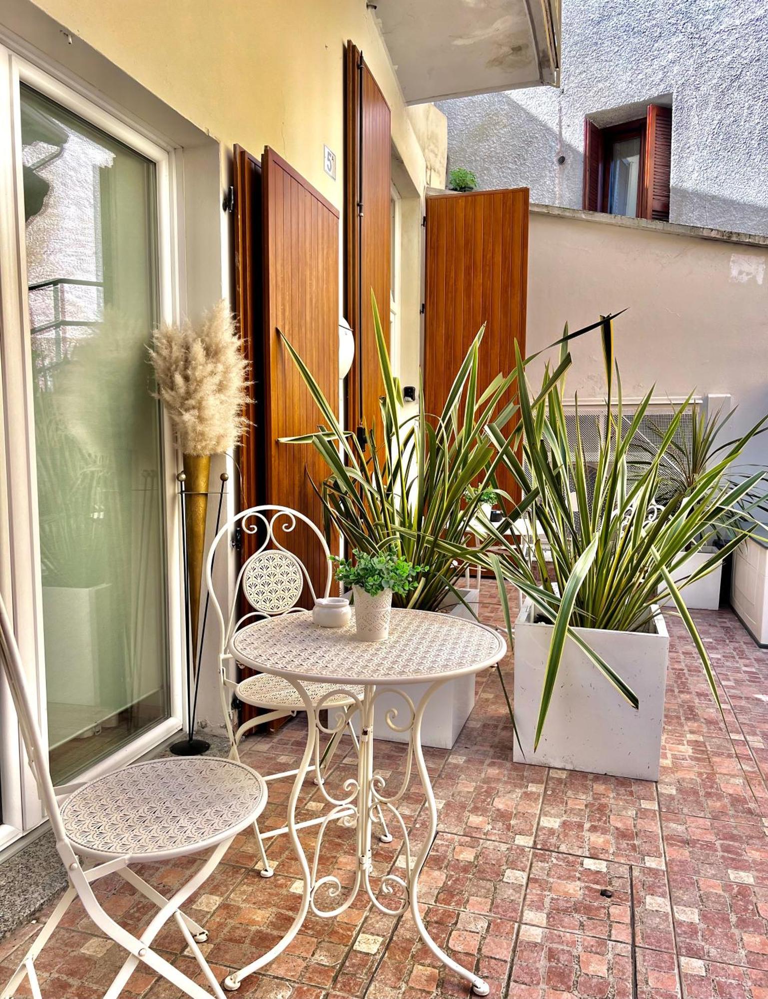 L'Arco Sul Lago • Gold Apartment Castro  Kültér fotó